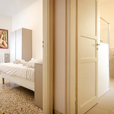 Testoni בולוניה