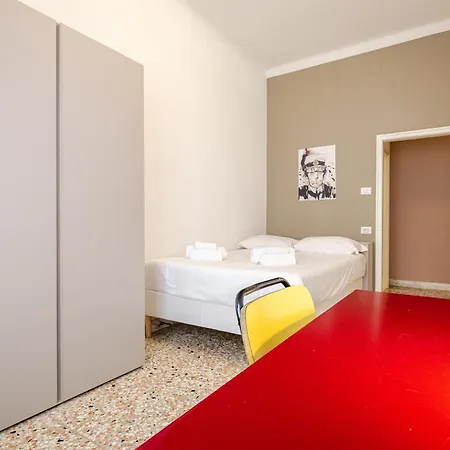 Testoni Apartament Bolonia